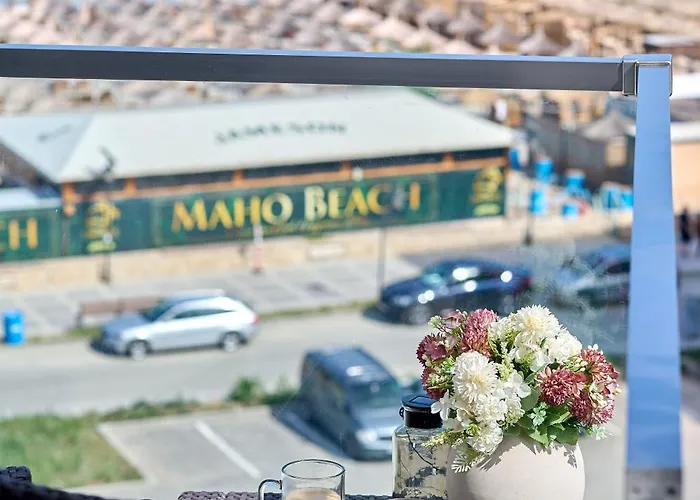 By Alz Infinity Hotel