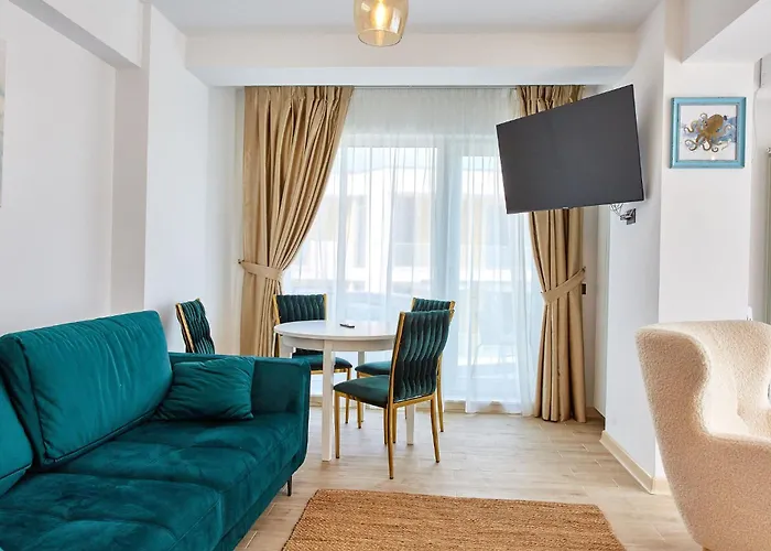 By Alz Infinity Hotel