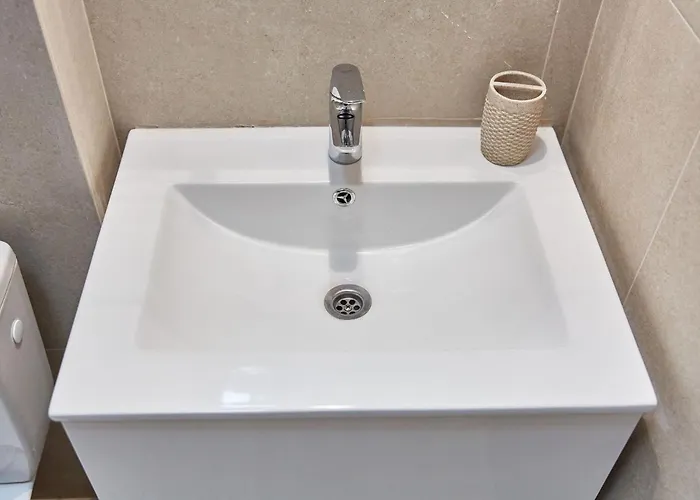 By Alz Infinity Hotel Năvodari