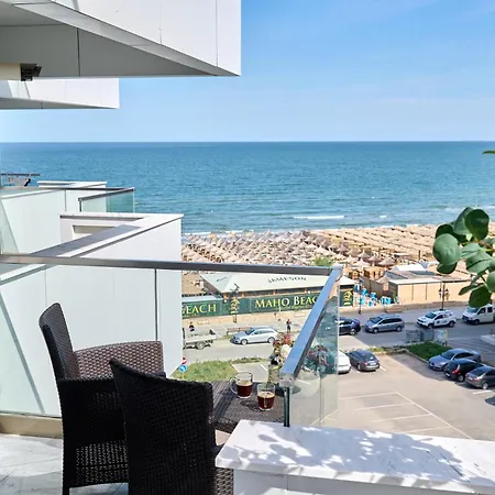 By Alz Infinity Navodari