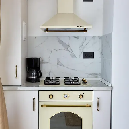 By Alz Infinity Otel 3*