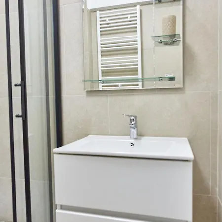 By Alz Infinity 3* Navodari